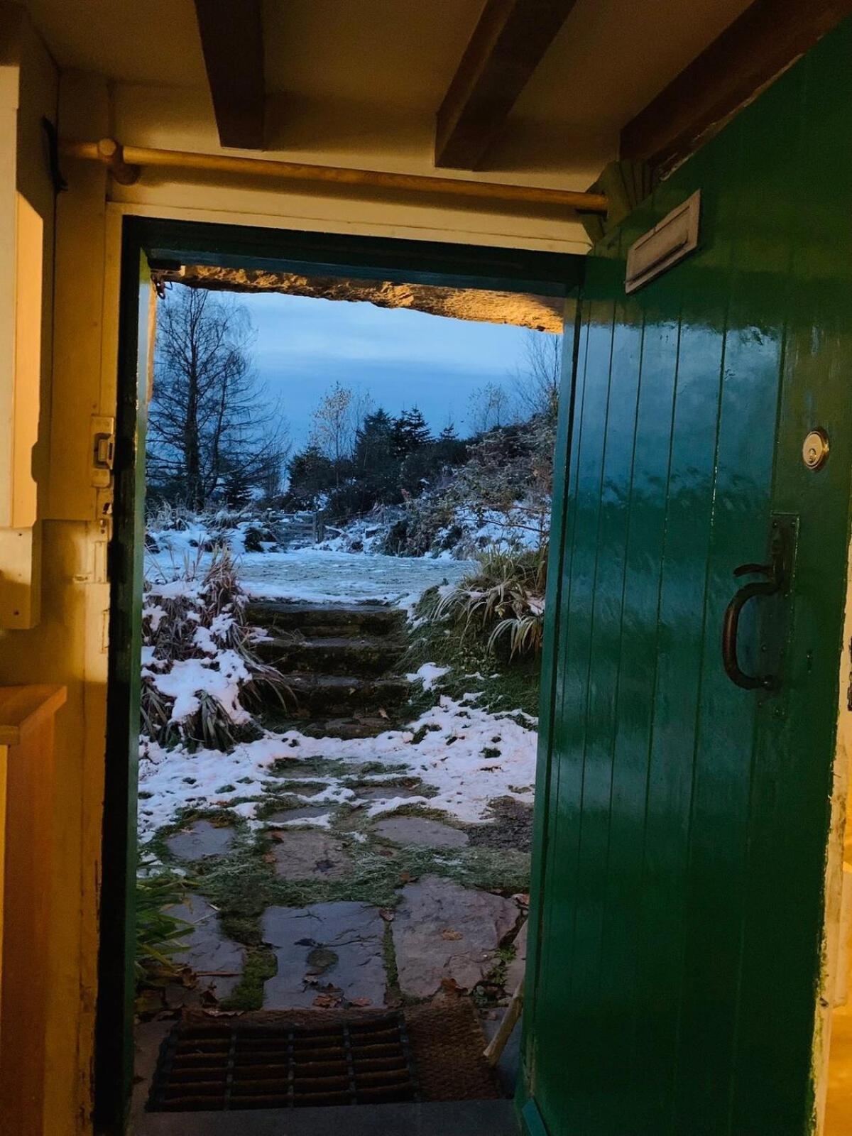 Tyn Y Simdde - Secluded Mountain Stay - Stunning Views Of Eryri ดอลเกซเซย์ ภายนอก รูปภาพ