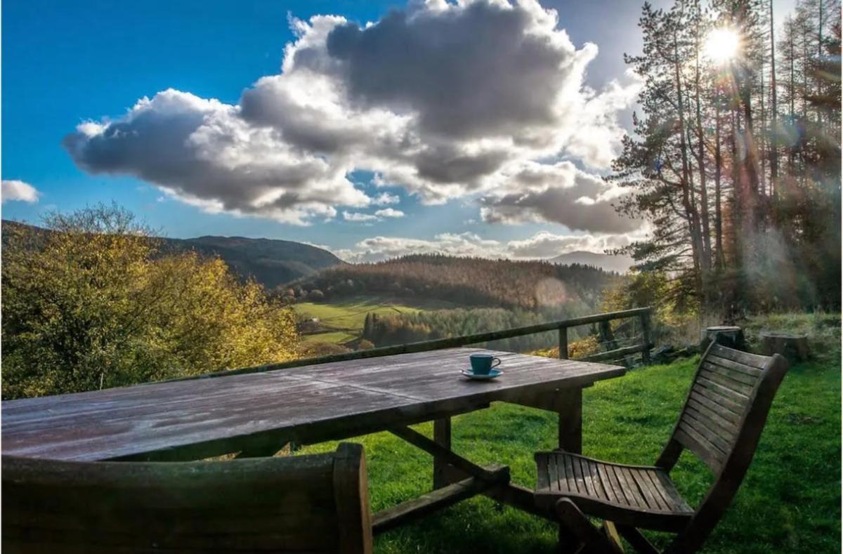 Tyn Y Simdde - Secluded Mountain Stay - Stunning Views Of Eryri ดอลเกซเซย์ ภายนอก รูปภาพ